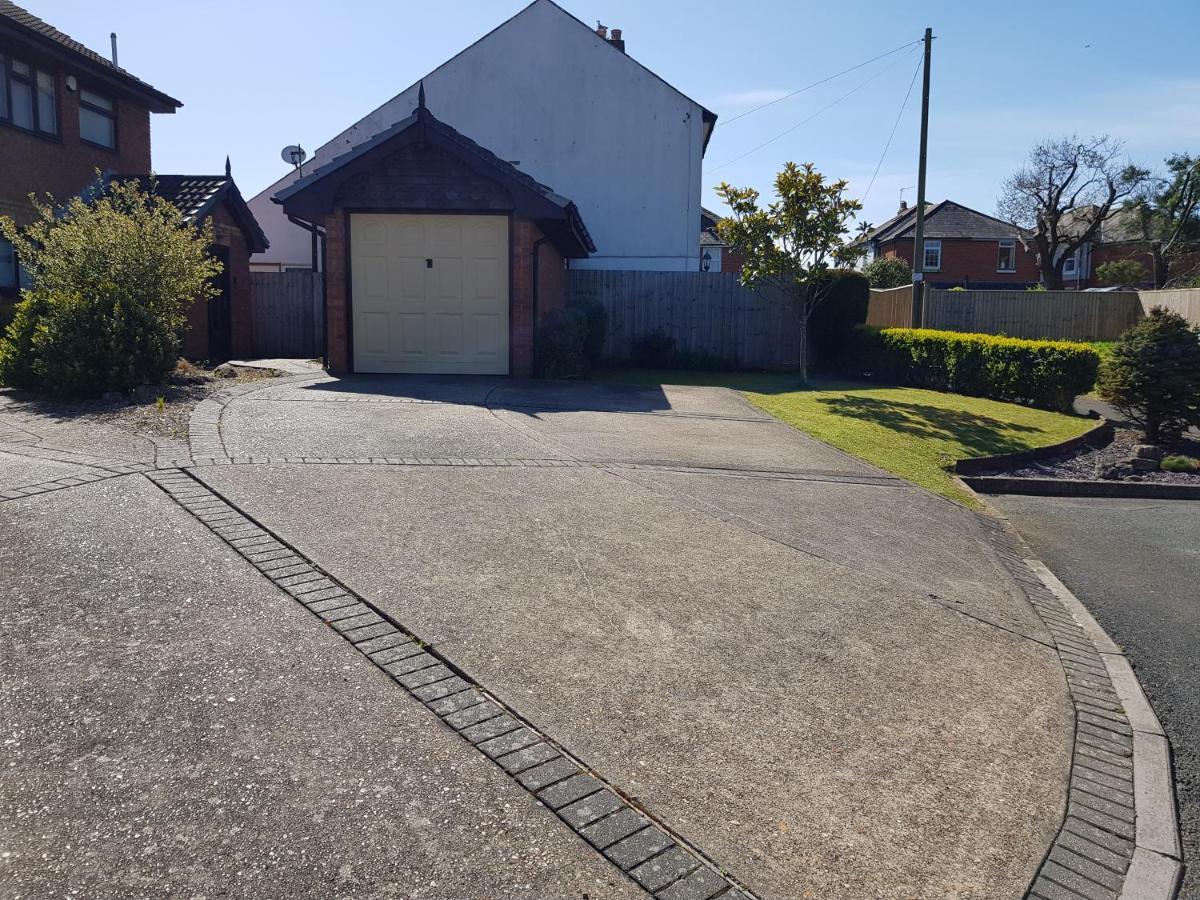 3 Bedroom House - Sandown Exterior photo